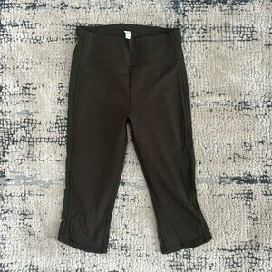 Lululemon leggings- olive green - size 8